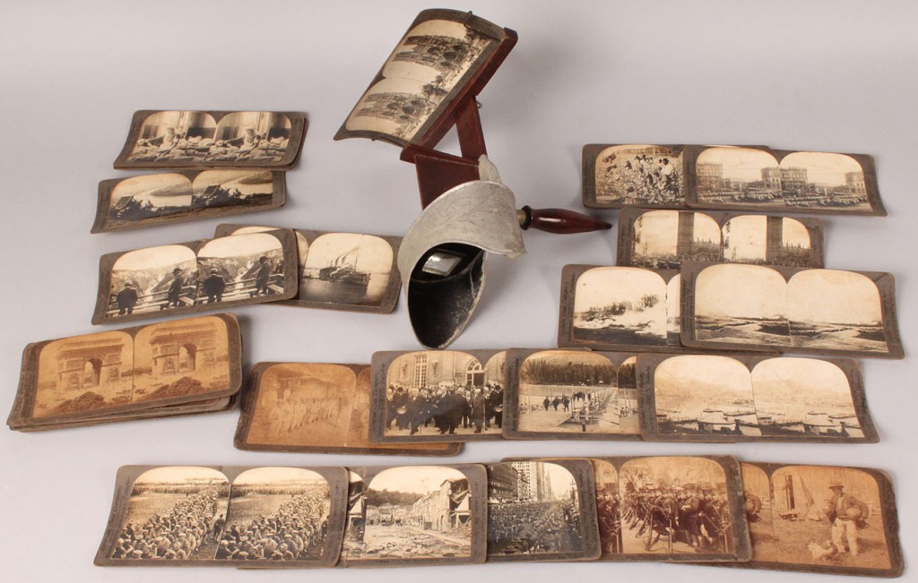 Lot 423: Stereoscope with stereo cards