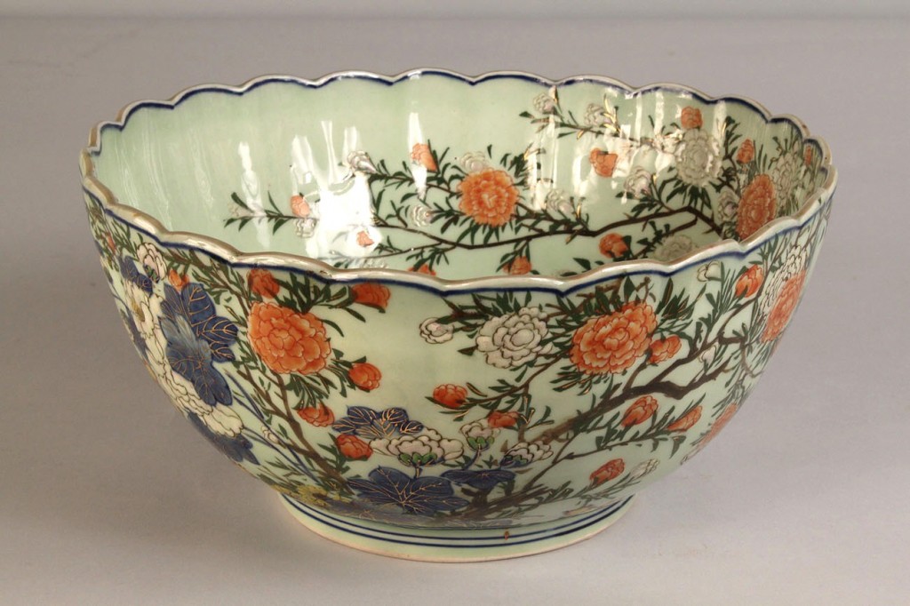 Lot 435: Japanese Porcelain Bowl, 1893 World's Fair Chicag