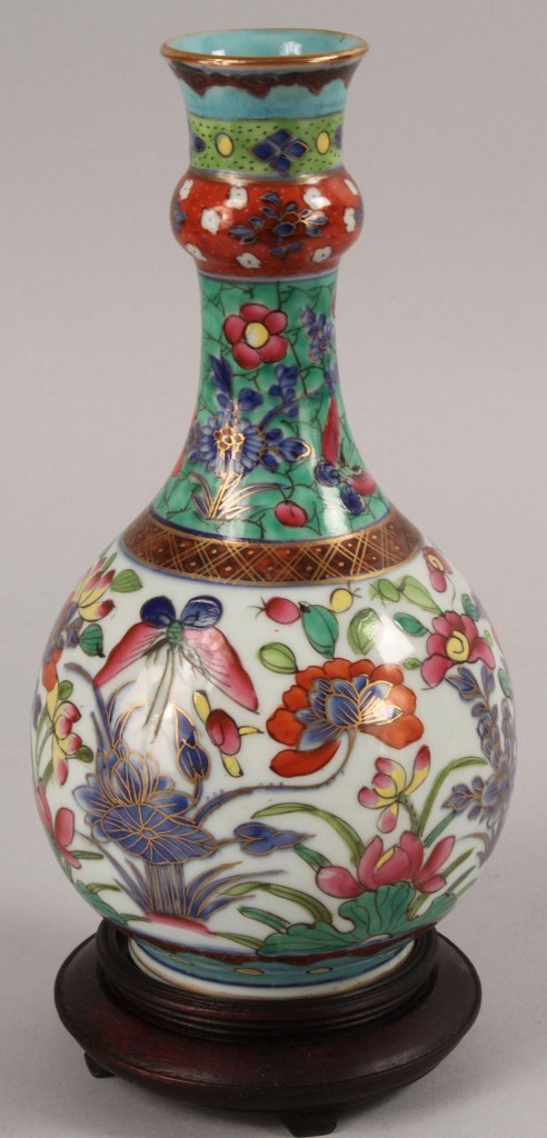 Lot 447: Clobbered Chinese Vase, 18th century