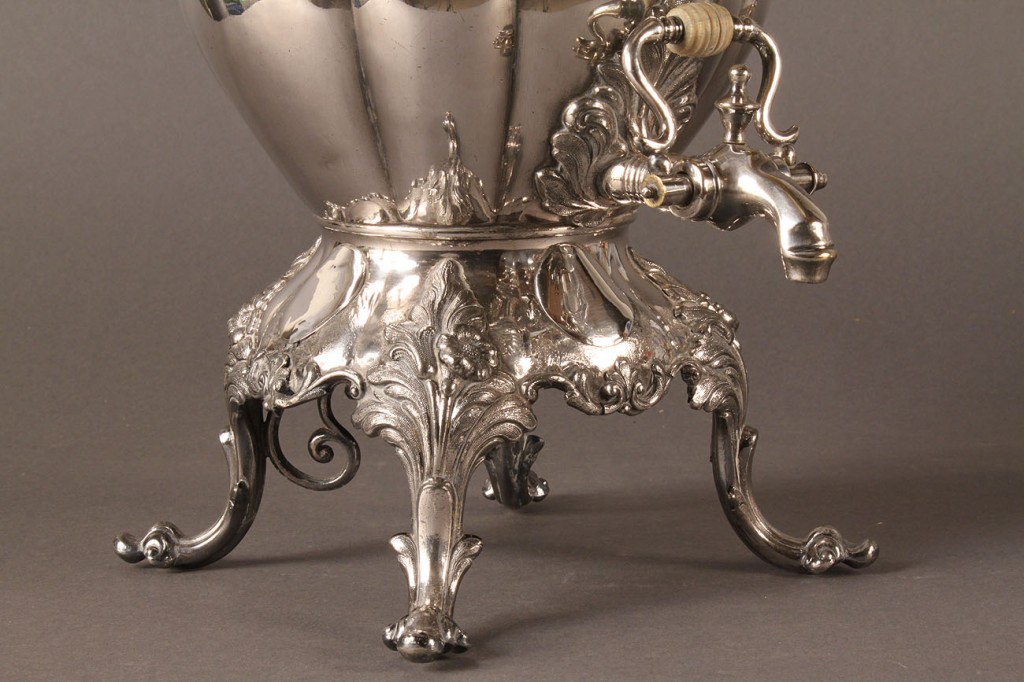 Lot 621: 3 Silverplated Items, incl. Hot Water Urn