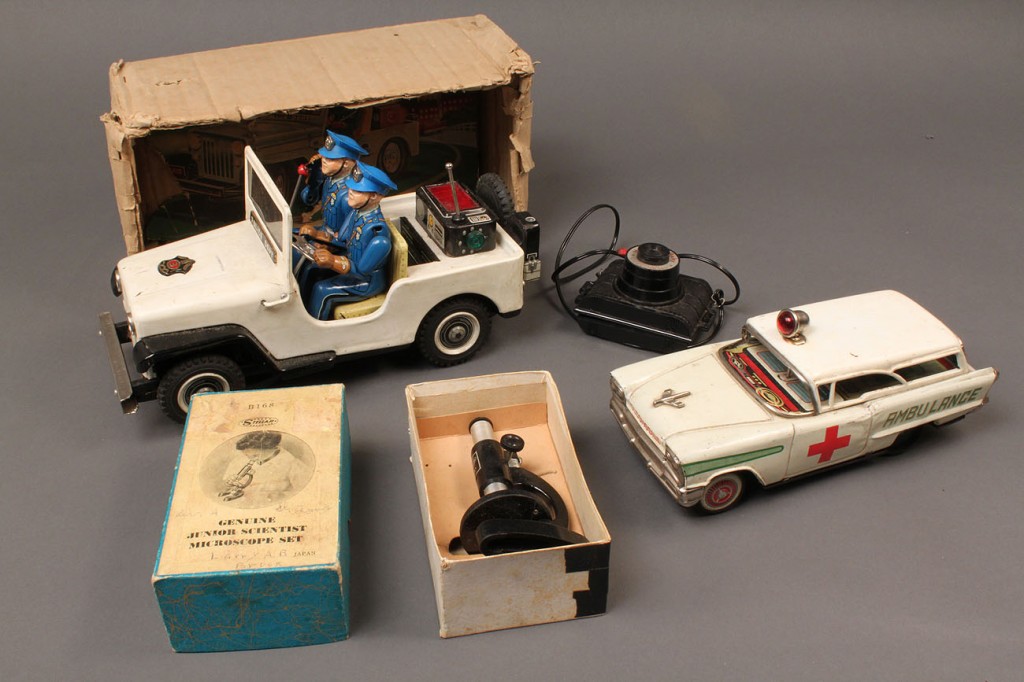 Lot 657: Lot of 4 Vintage Child's Toys