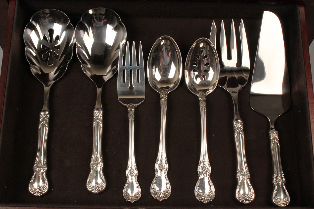 Lot 152: Towle Sterling Flatware, Old Master, 75 pcs