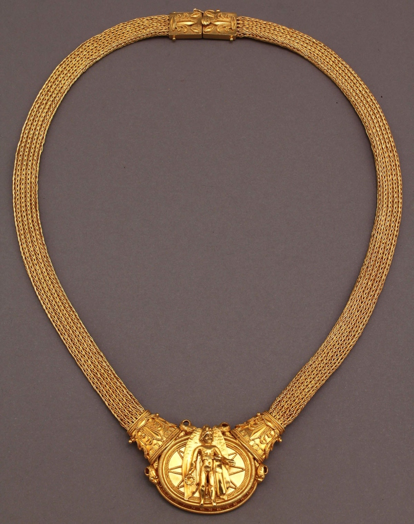 Lot 155: 18K & 22K Greek classical style necklace