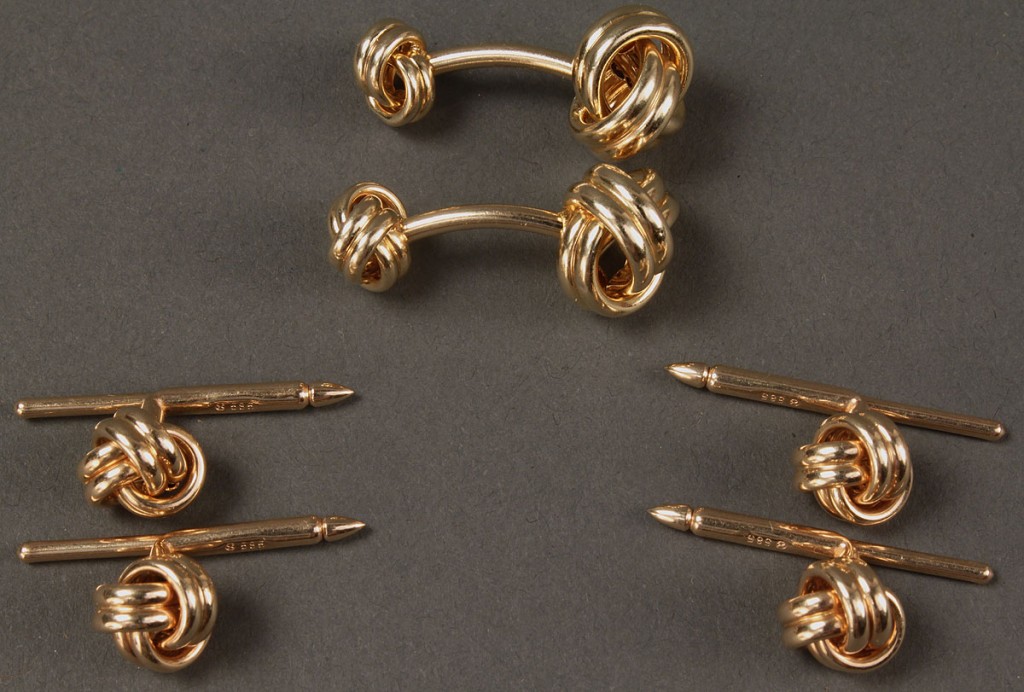 Lot 173: Gentleman's 14K Gold Knot Dress Set, 6 items