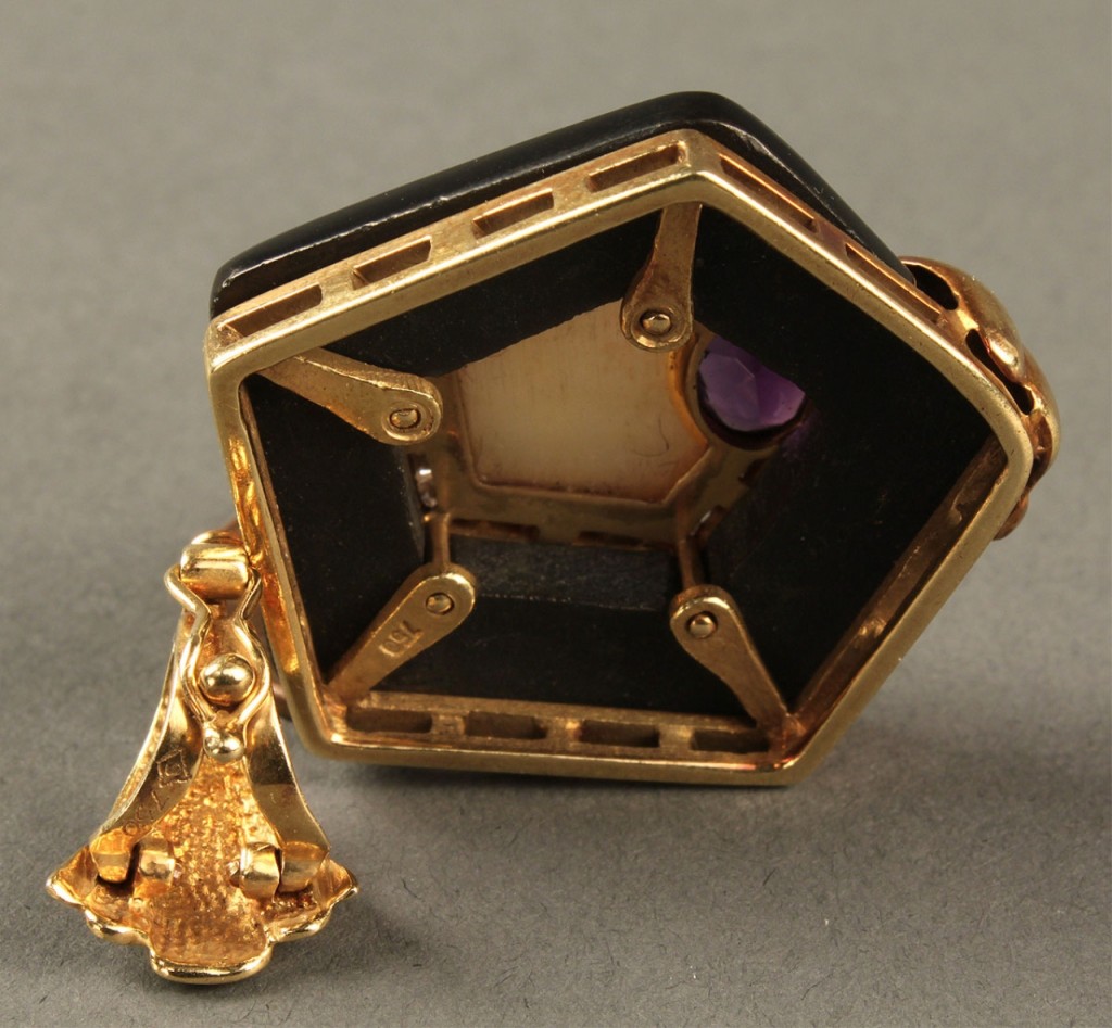 Lot 175: 18K Gold, Onyx, Amethyst, Diamond pendant