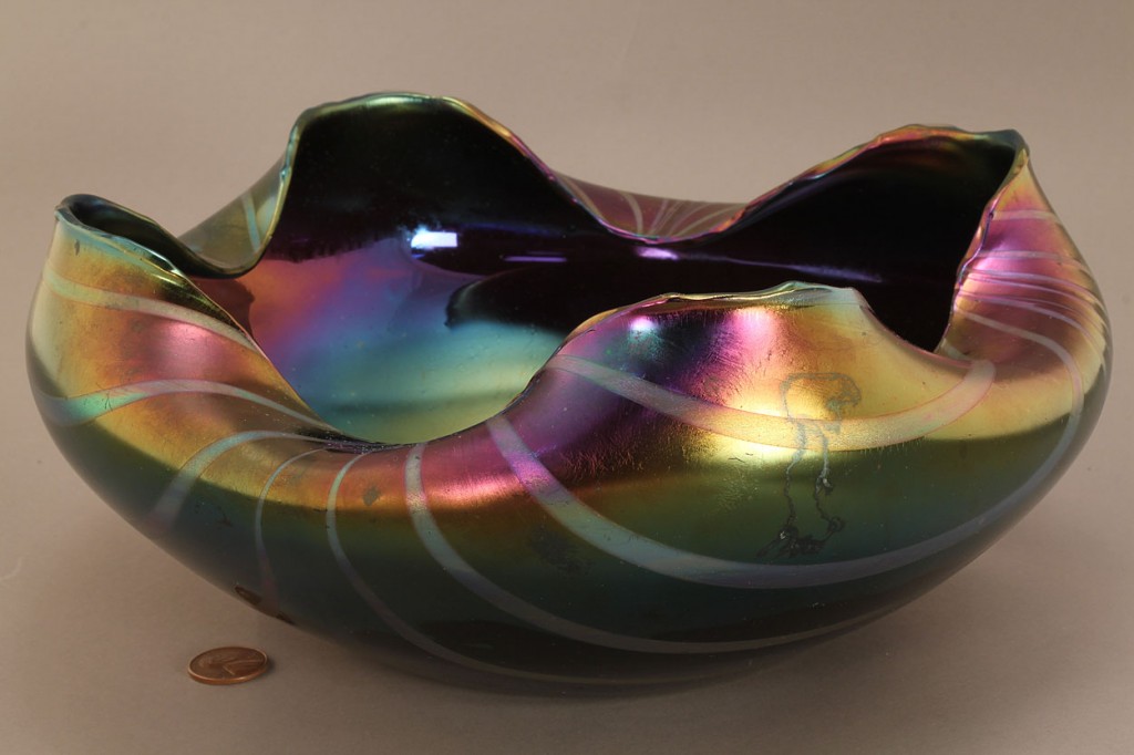 Lot 219: Art Glass Bowl, attrib. Rindskopf
