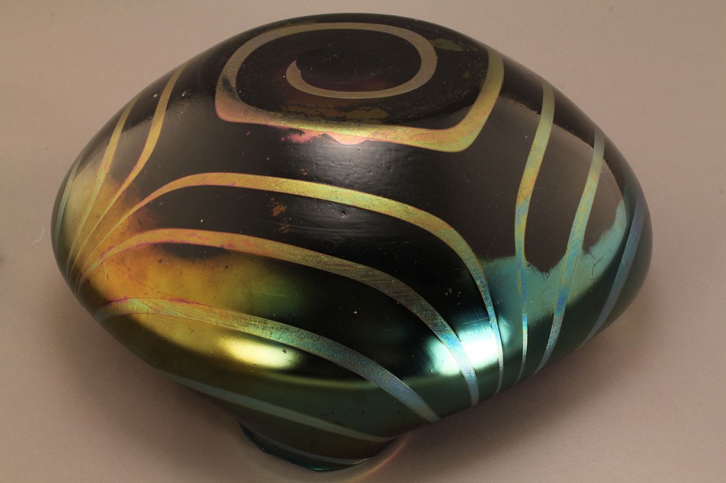 Lot 219: Art Glass Bowl, attrib. Rindskopf