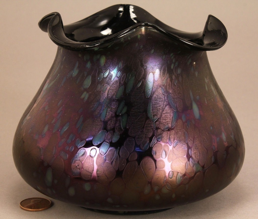 Lot 222: Rindskopf Oil Spot Art Glass Vase