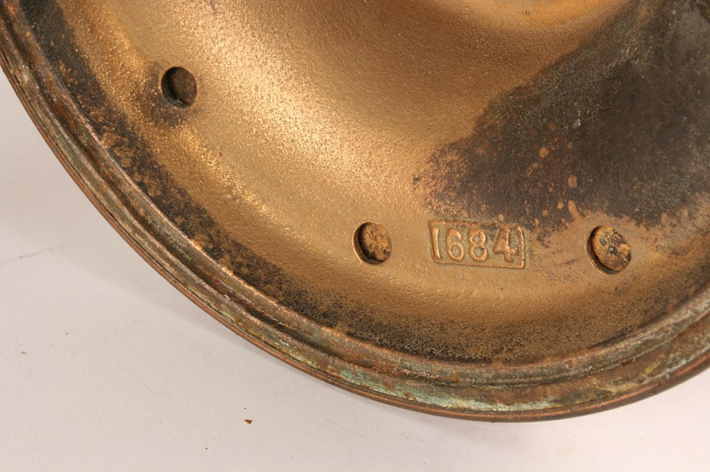 Lot 225: Handel Type Leaded Glass Table Lamp