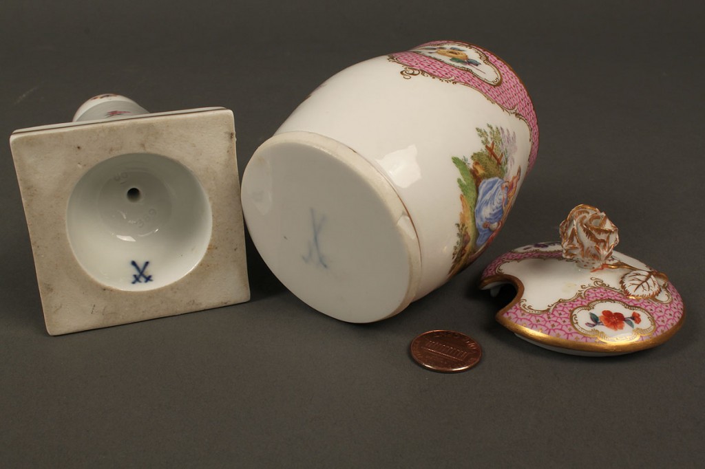 Lot 403: Four Meissen Porcelain Items