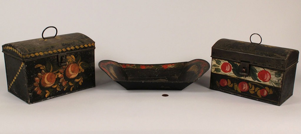 Lot 419: Grouping of Toleware Items, 3 pieces