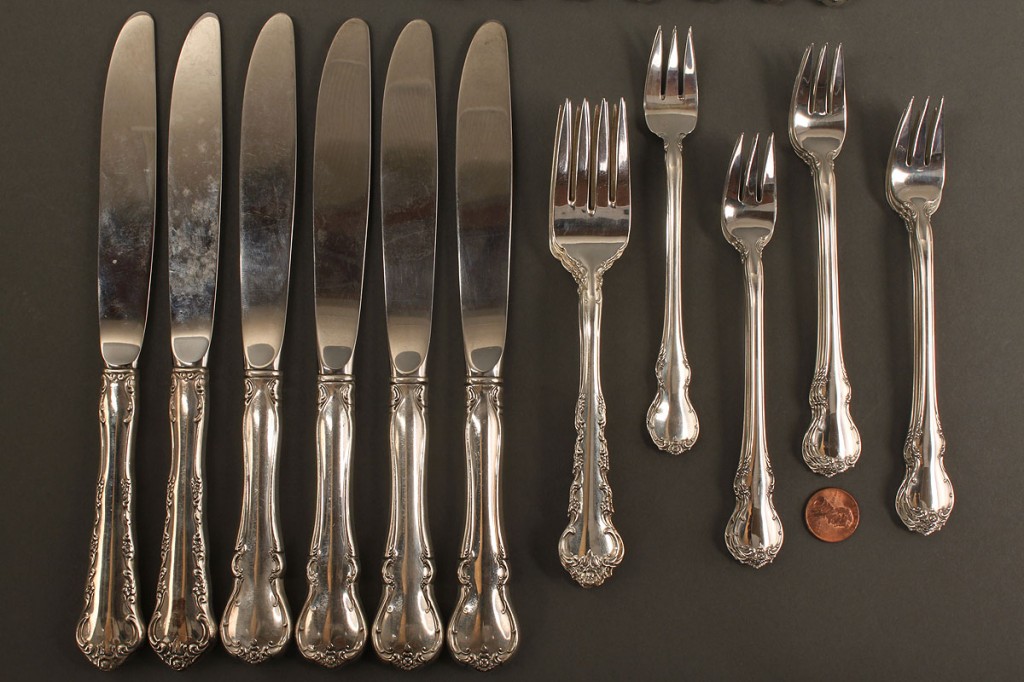 Lot 533: Assorted Towle Sterling Silver Flatware, 42 pieces