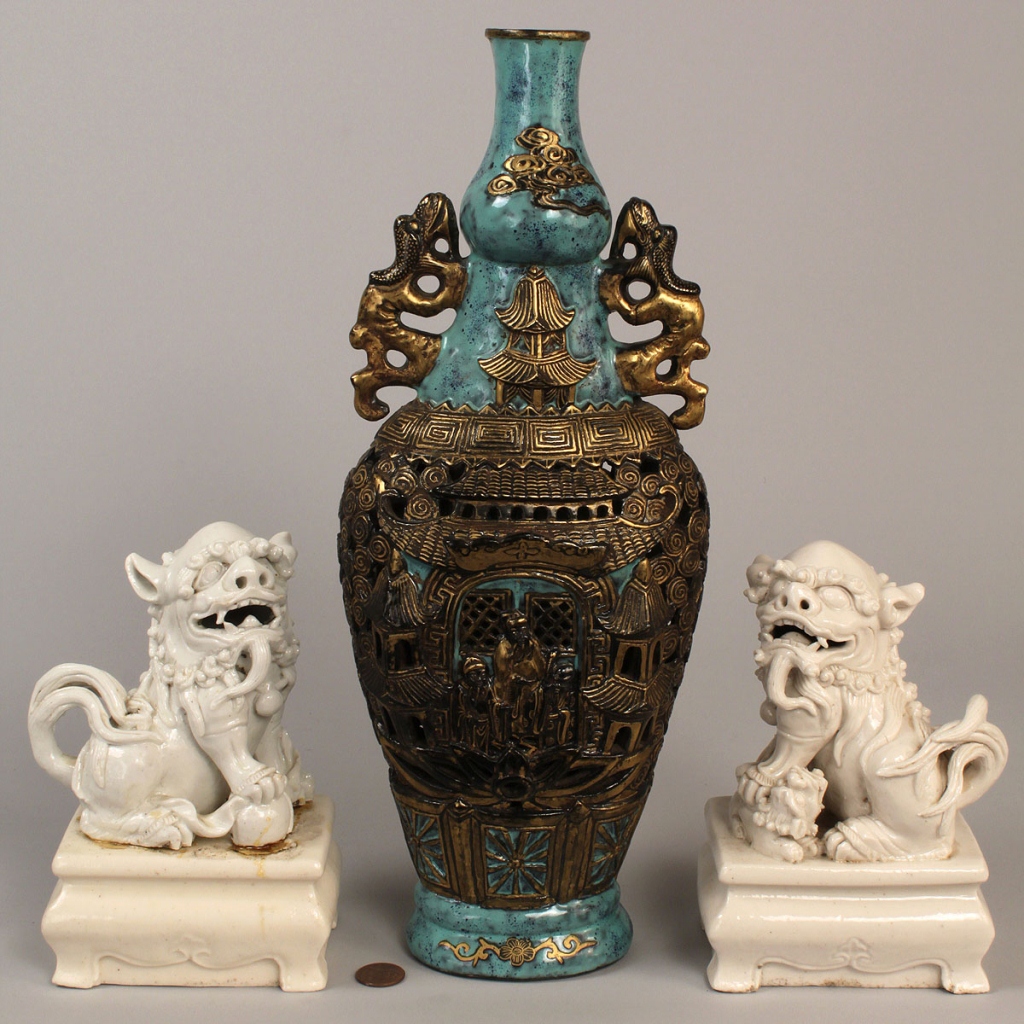 Lot 615: Lot of 3 Chinese Pottery Items, Vase & Foo Dogs
