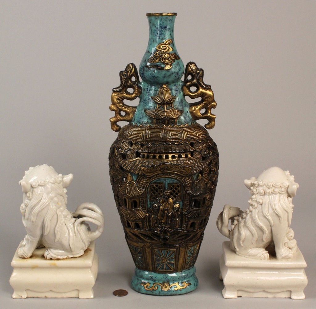 Lot 615: Lot of 3 Chinese Pottery Items, Vase & Foo Dogs