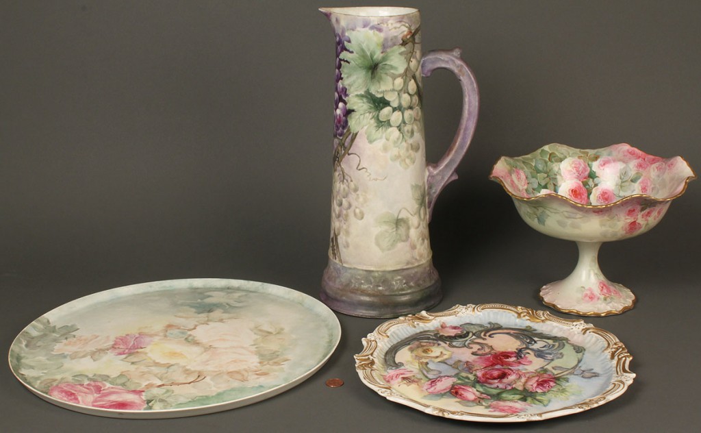 Lot 651: Grouping of Limoges Porcelain, 4 items