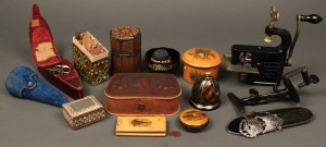 Lot 665: Lot of assorted sewing notions including Tartanwar