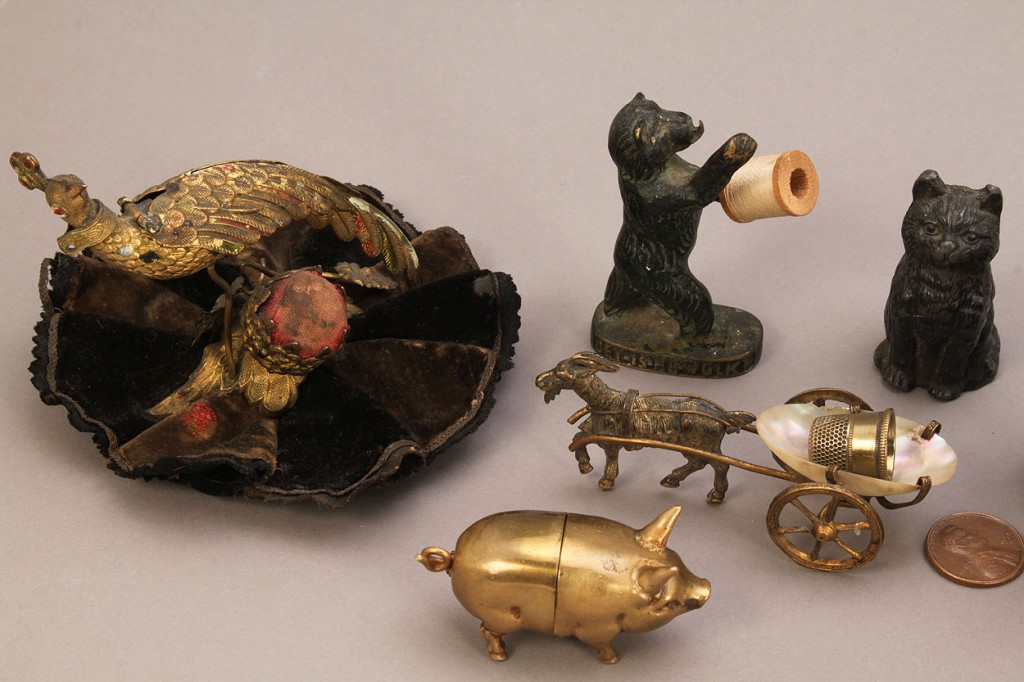 Lot 669: Collection of figural sewing notions – 6 pcs