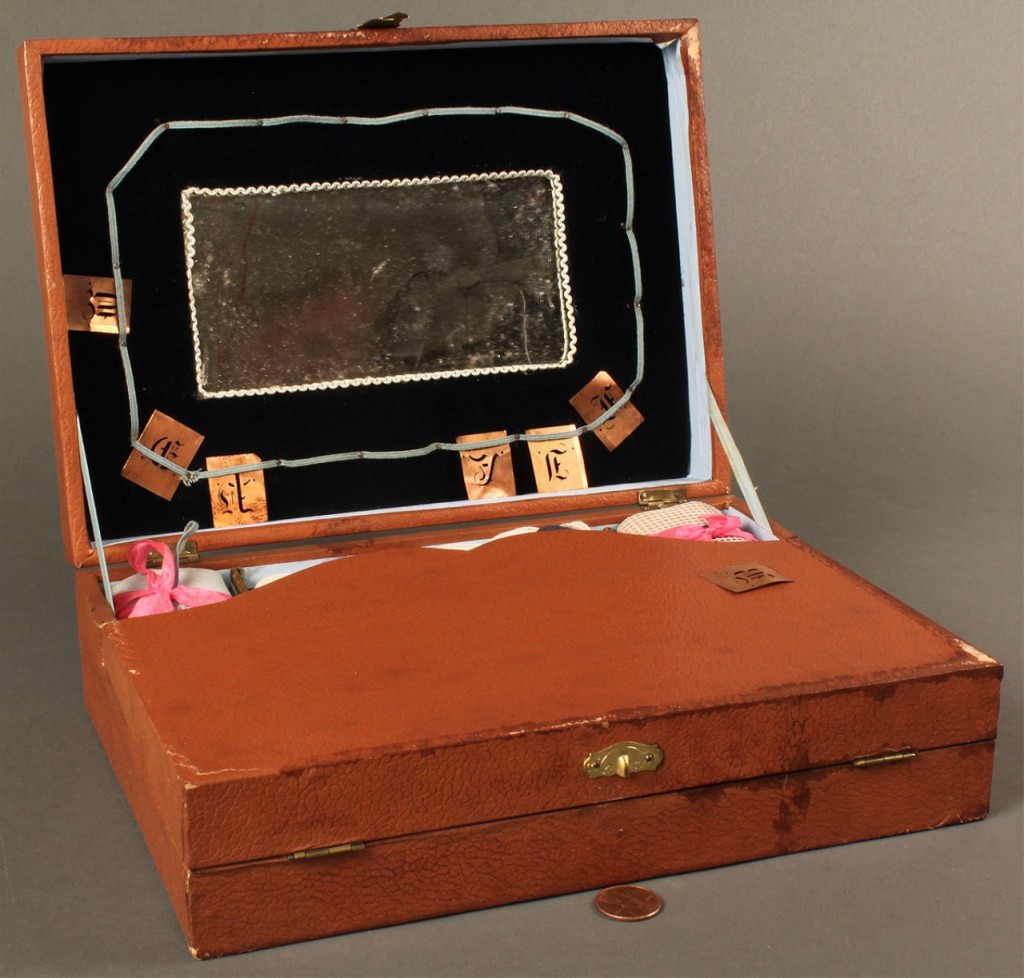 Lot 671: French ladies box with sewing & stenciling supplie