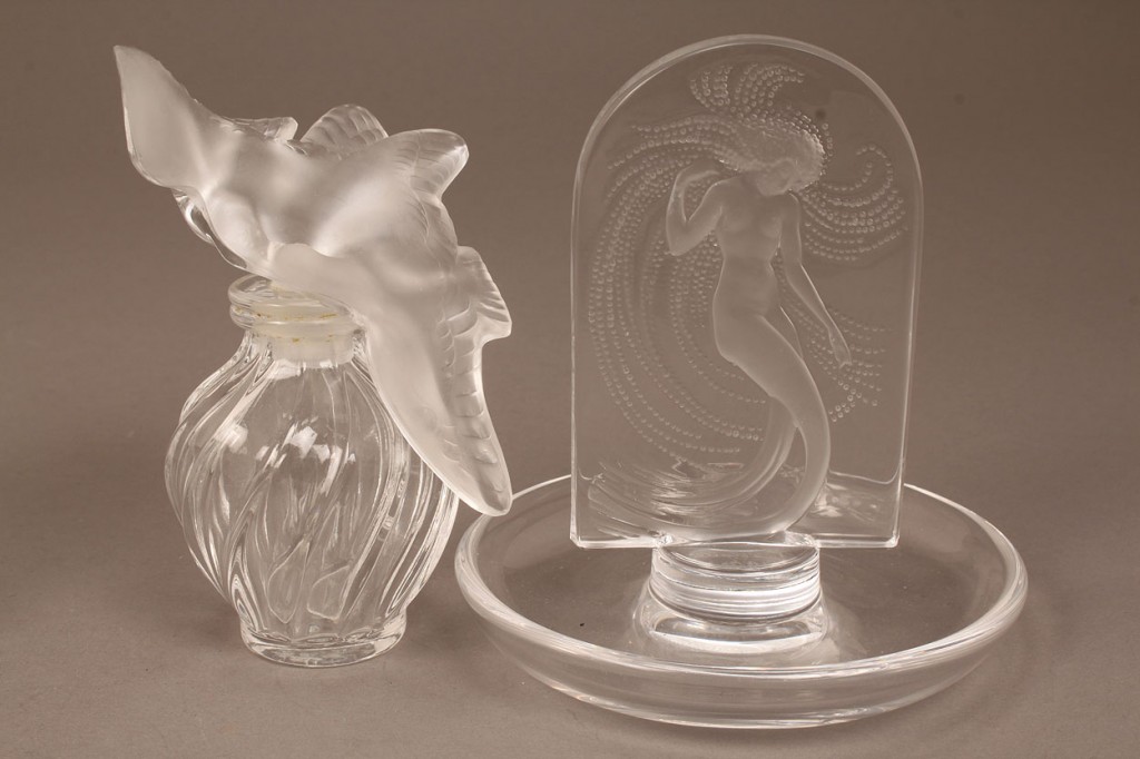 Lot 684: Lalique lot of 4, 2 Perfume Bottles, 2 Nude Figure