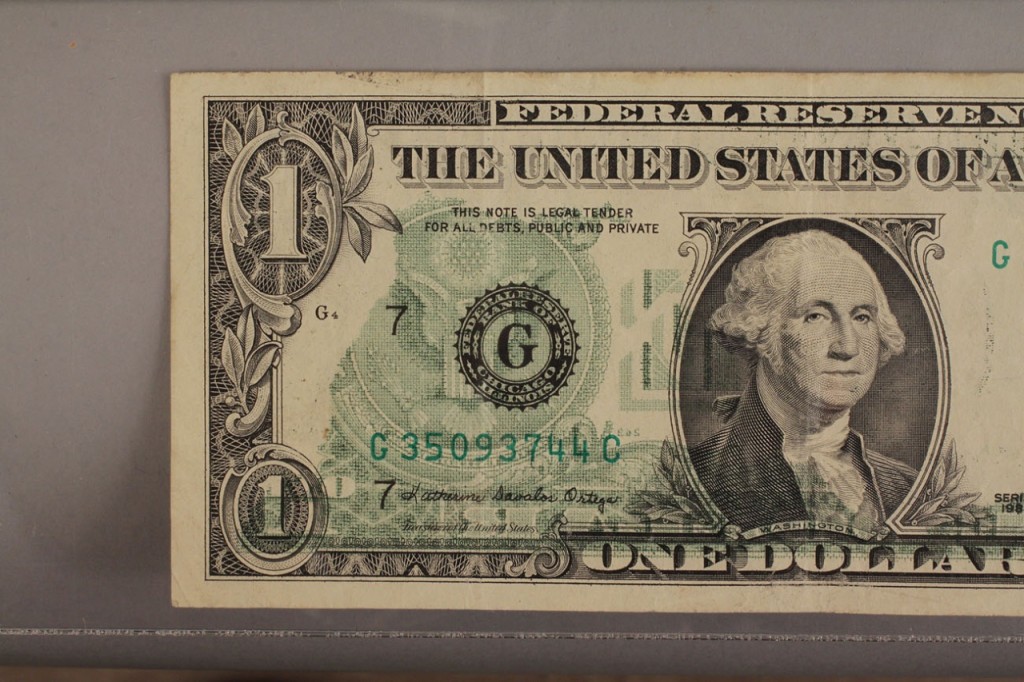 Lot 712: 1914  G 1988 $1 Federal Reserve Note Error