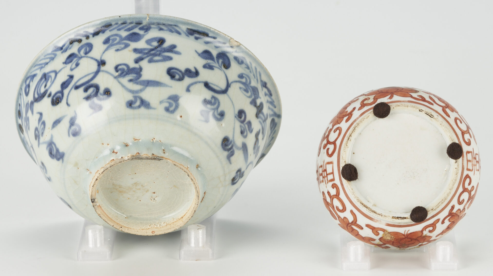 Lot 234: 4 Chinese Decorative Items, incl. Porcelain