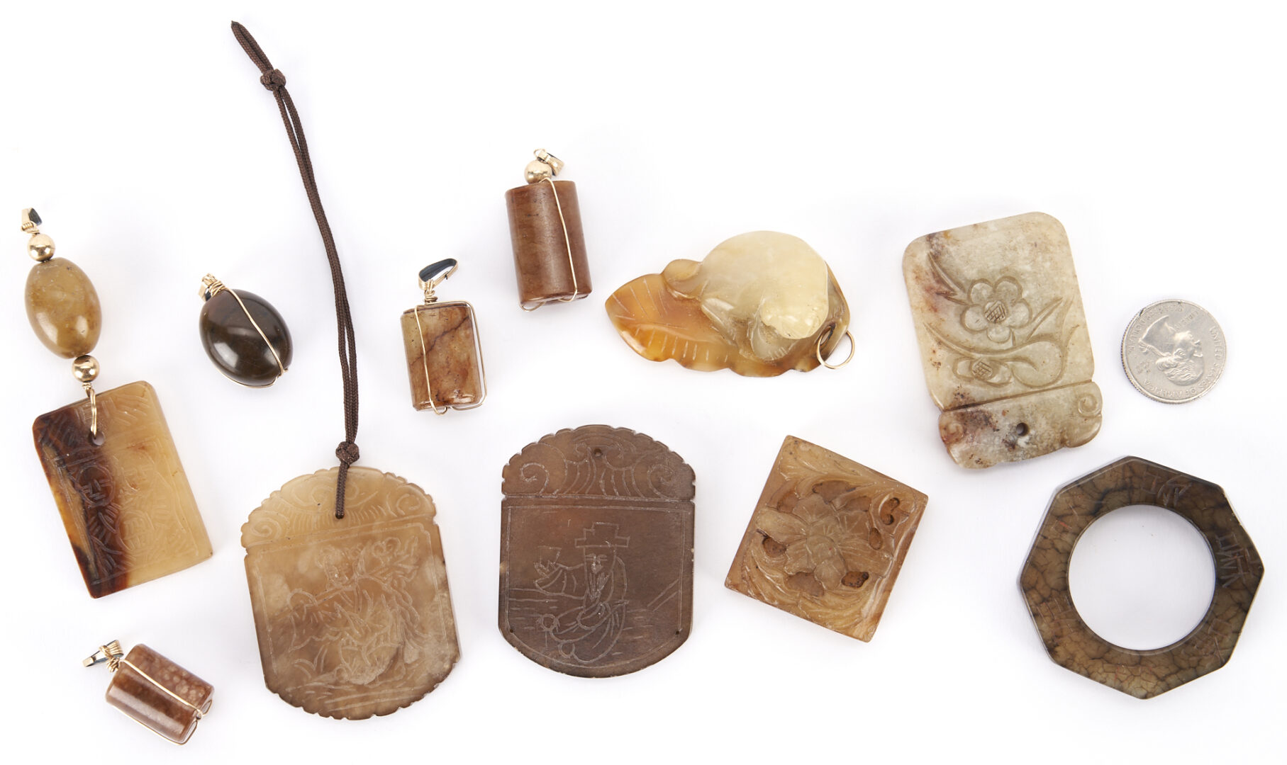 Lot 246: 11 Chinese Carved Agate Items