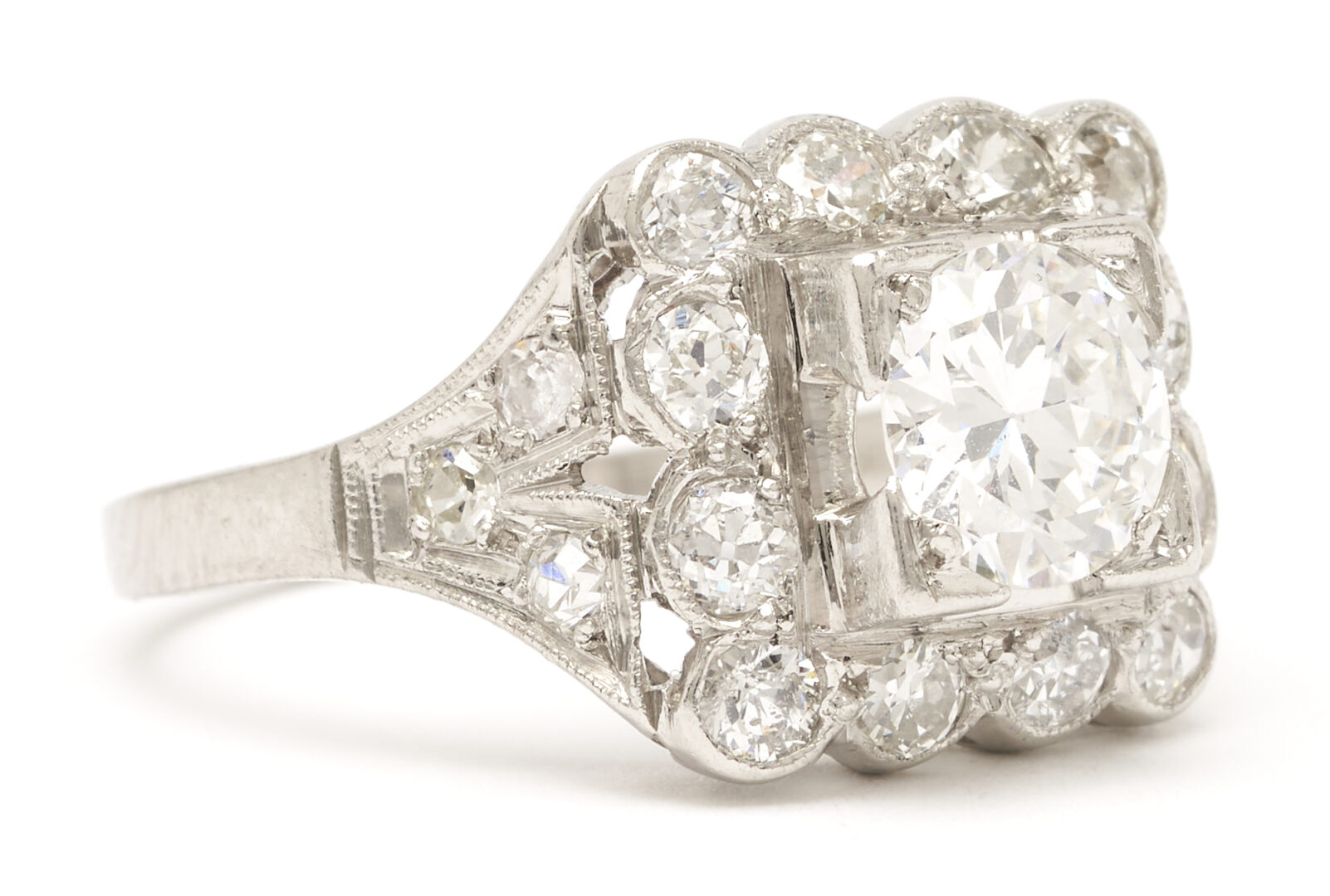 Lot 258: Platinum & Diamond Engagement Ring