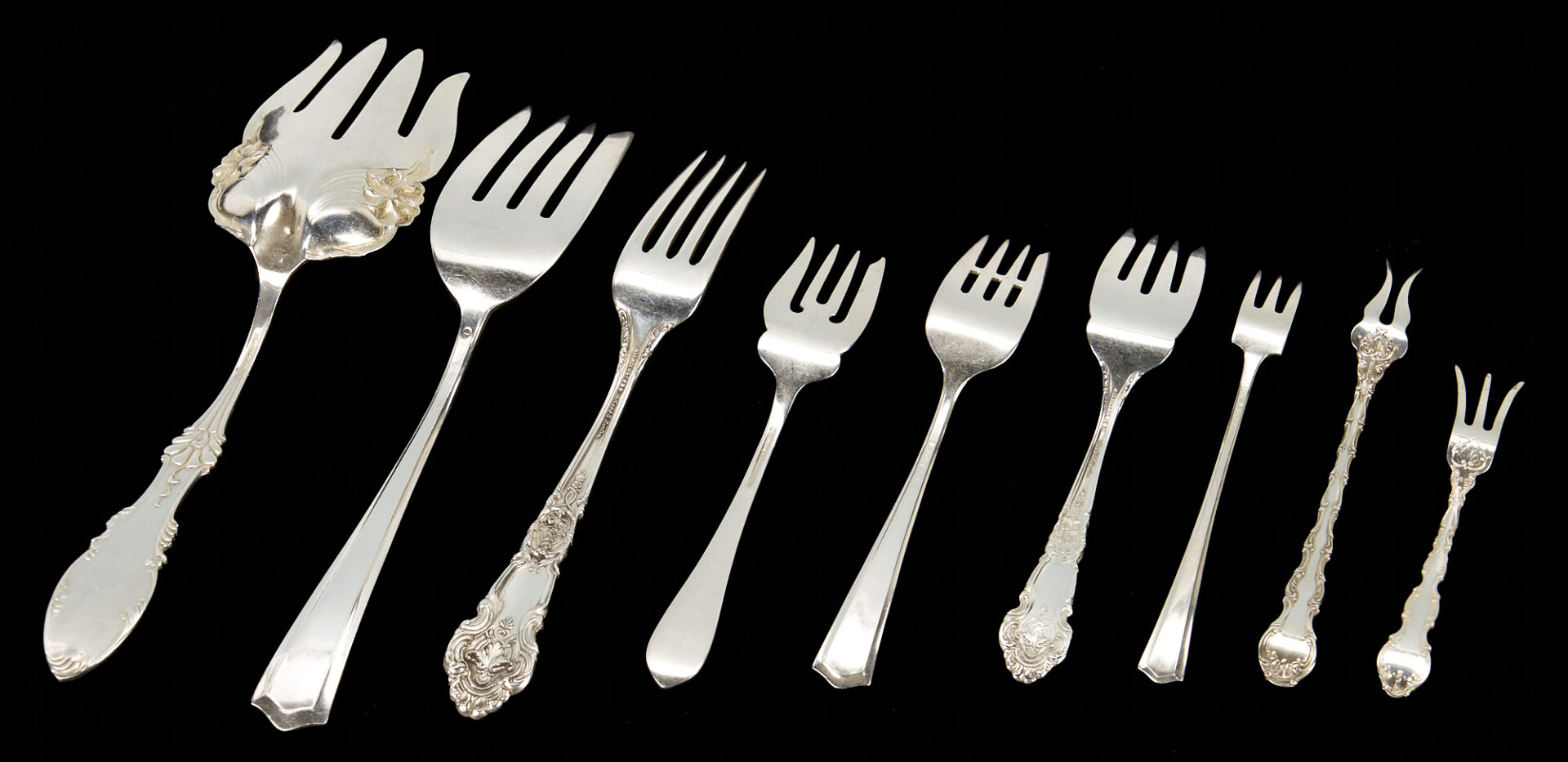 Lot 290: 93 pcs Assd. Silver Flatware, incl. 6 Corn Holders & 4 coin silver egg spoons
