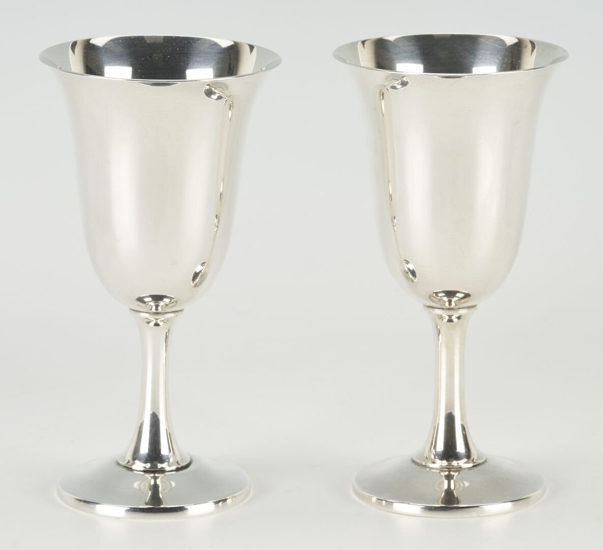 Lot 292: 12 Wallace Sterling Silver Water Goblets