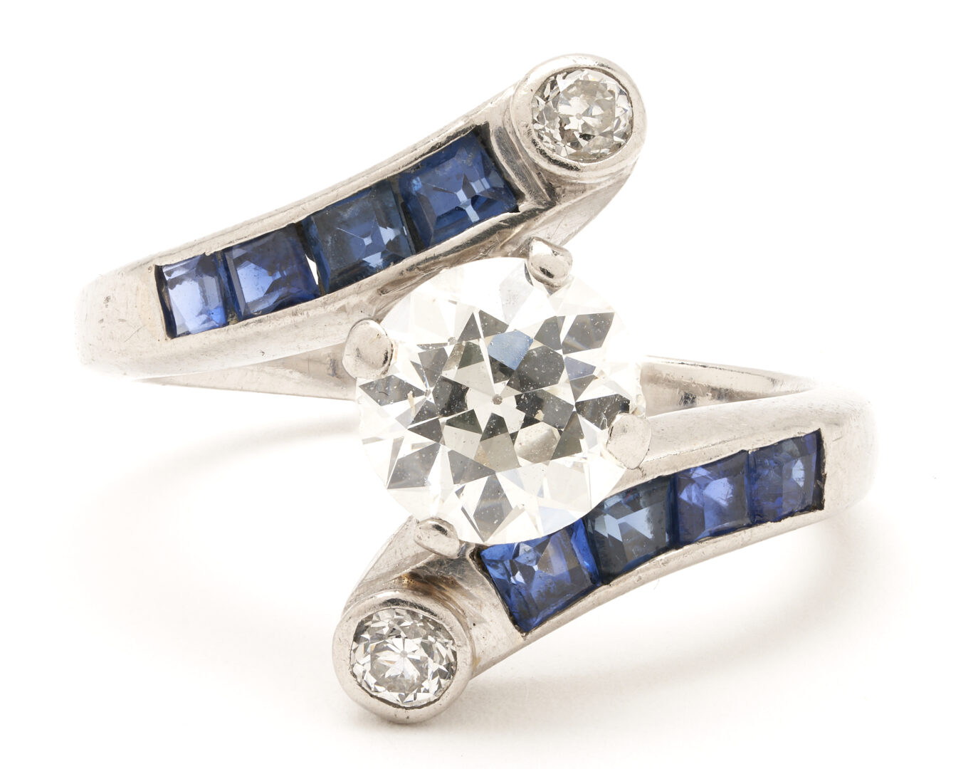 Lot 33: Ladies' Palladium, Diamond, & Sapphire Ring
