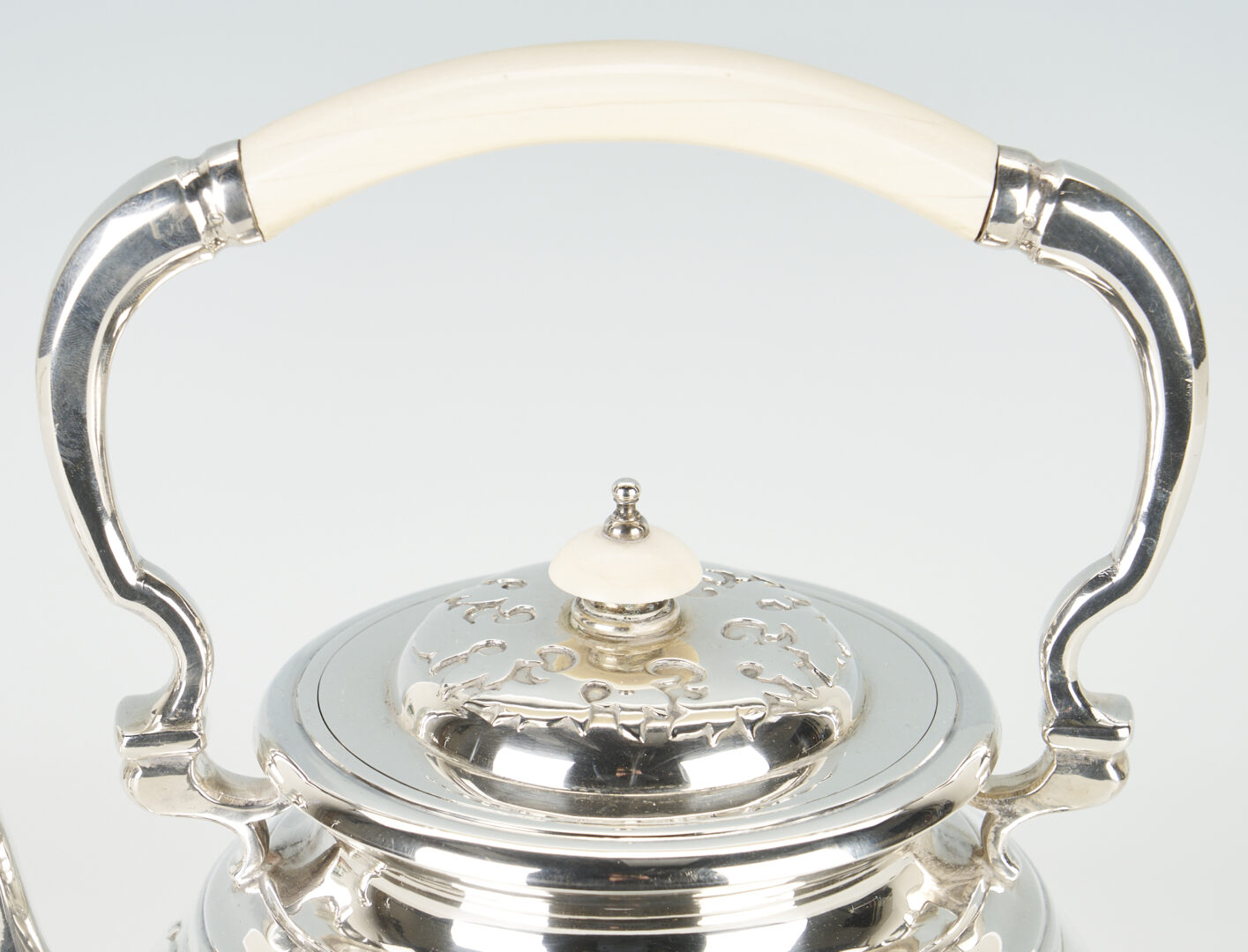 Lot 38: English Sterling Silver Tea Kettle on Stand, Garrard & Co.