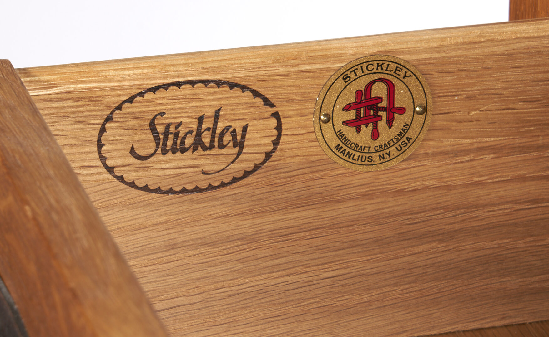 Lot 421: Modern Stickley NY/Audi Oak Lingerie Chest