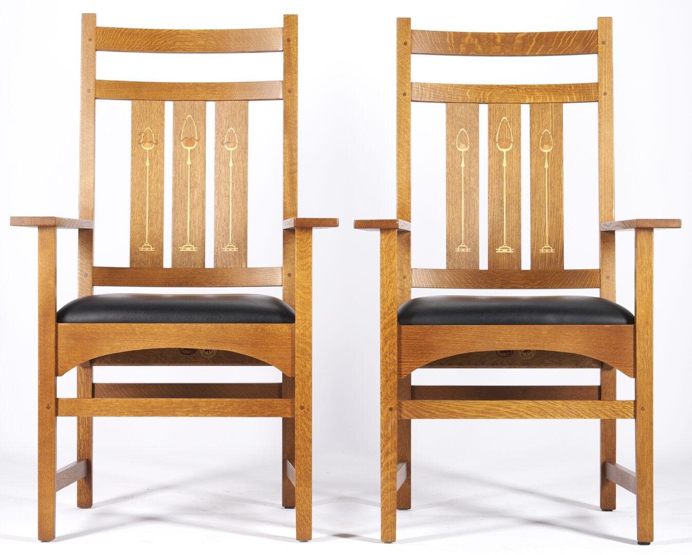 Lot 425: Pair of Harvey Ellis Oak Arm Chairs, Stickley NY (Audi)