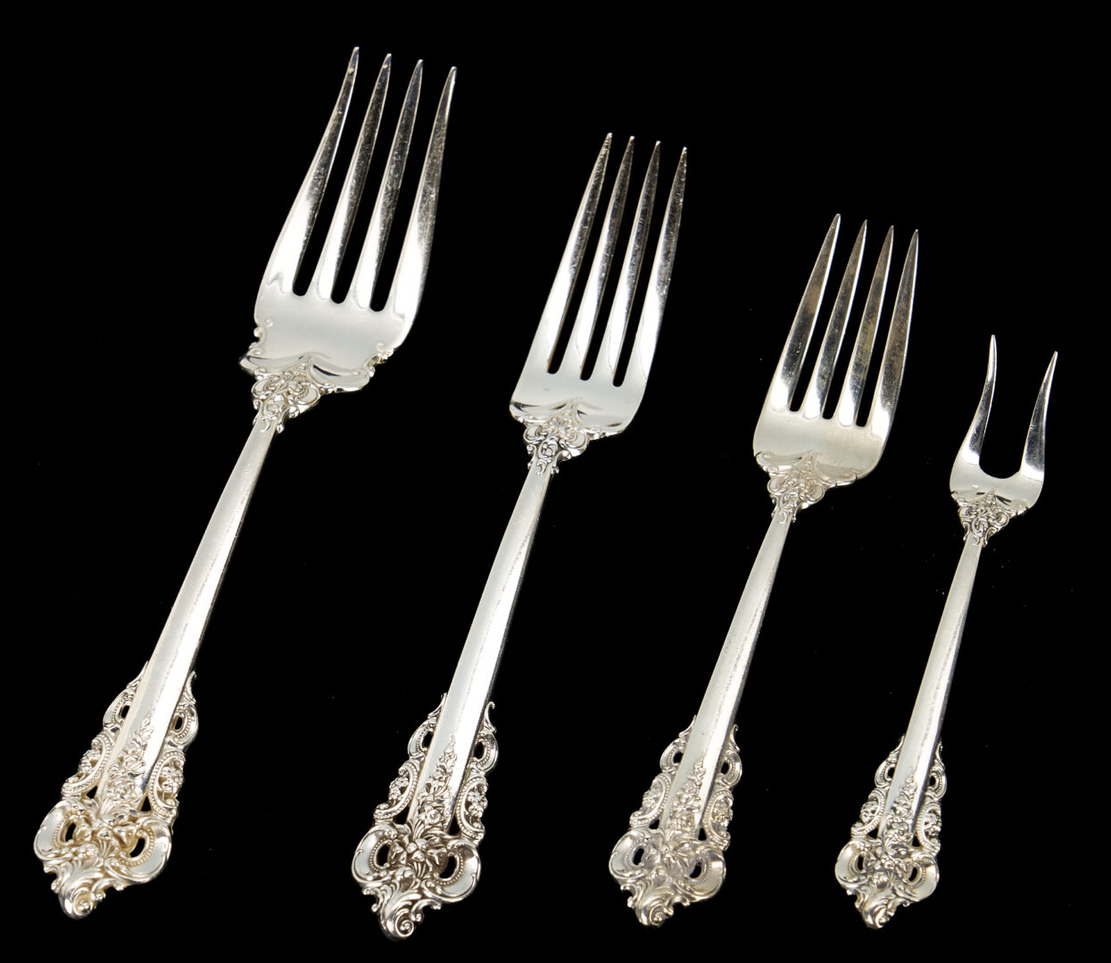 Lot 627: 72 pcs. Wallace Grand Baroque Sterling Flatware Service for 8