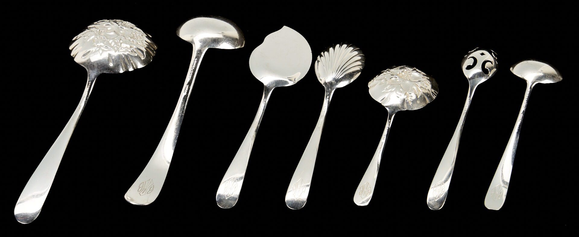 Lot 643: 18 pcs Sterling Silver Serving Flatware, Kirk Repousse and Steiff Rose