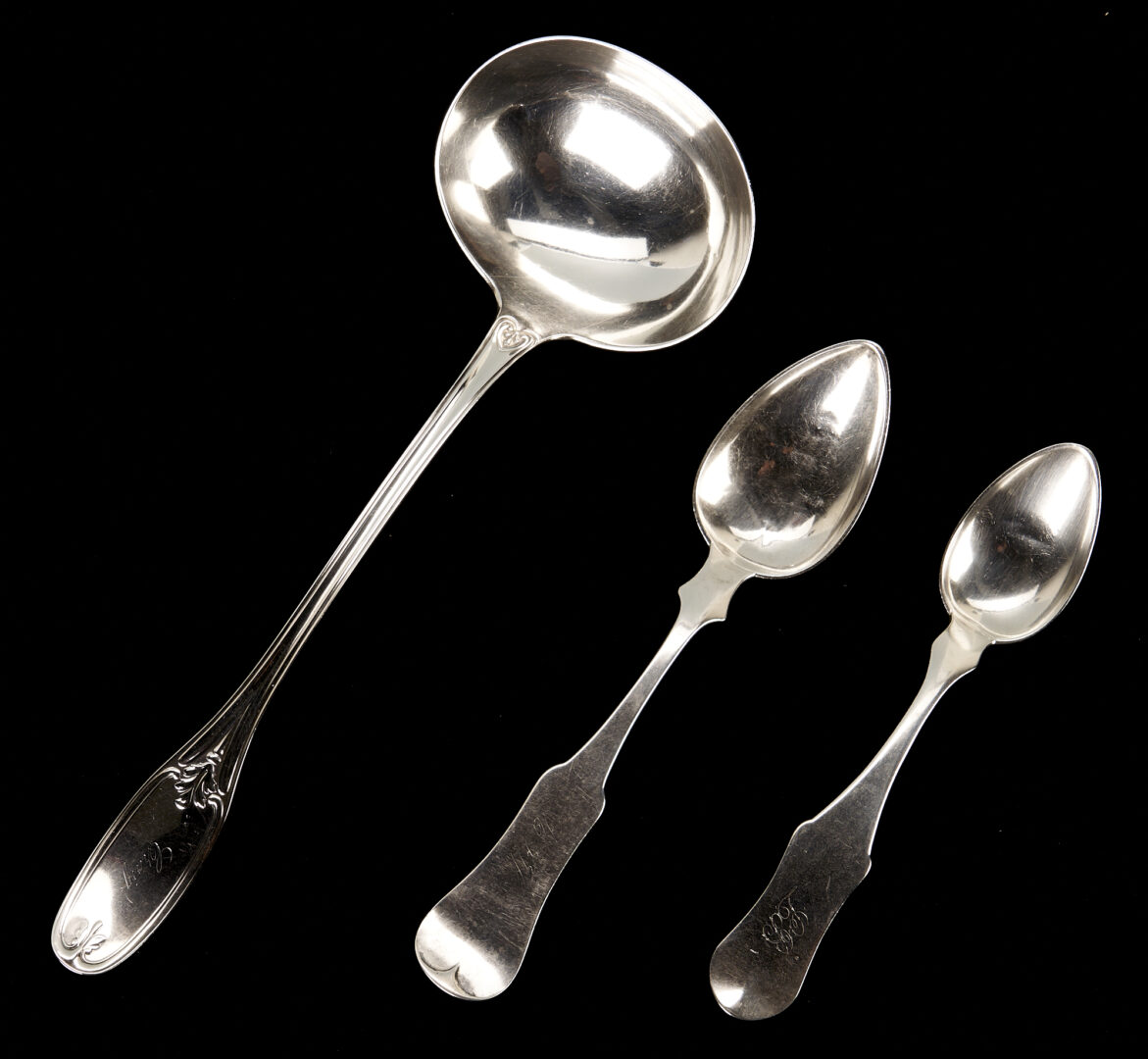 Lot 656: KY Coin Silver Punch Ladle plus 4 spoons – Paris & Springfield