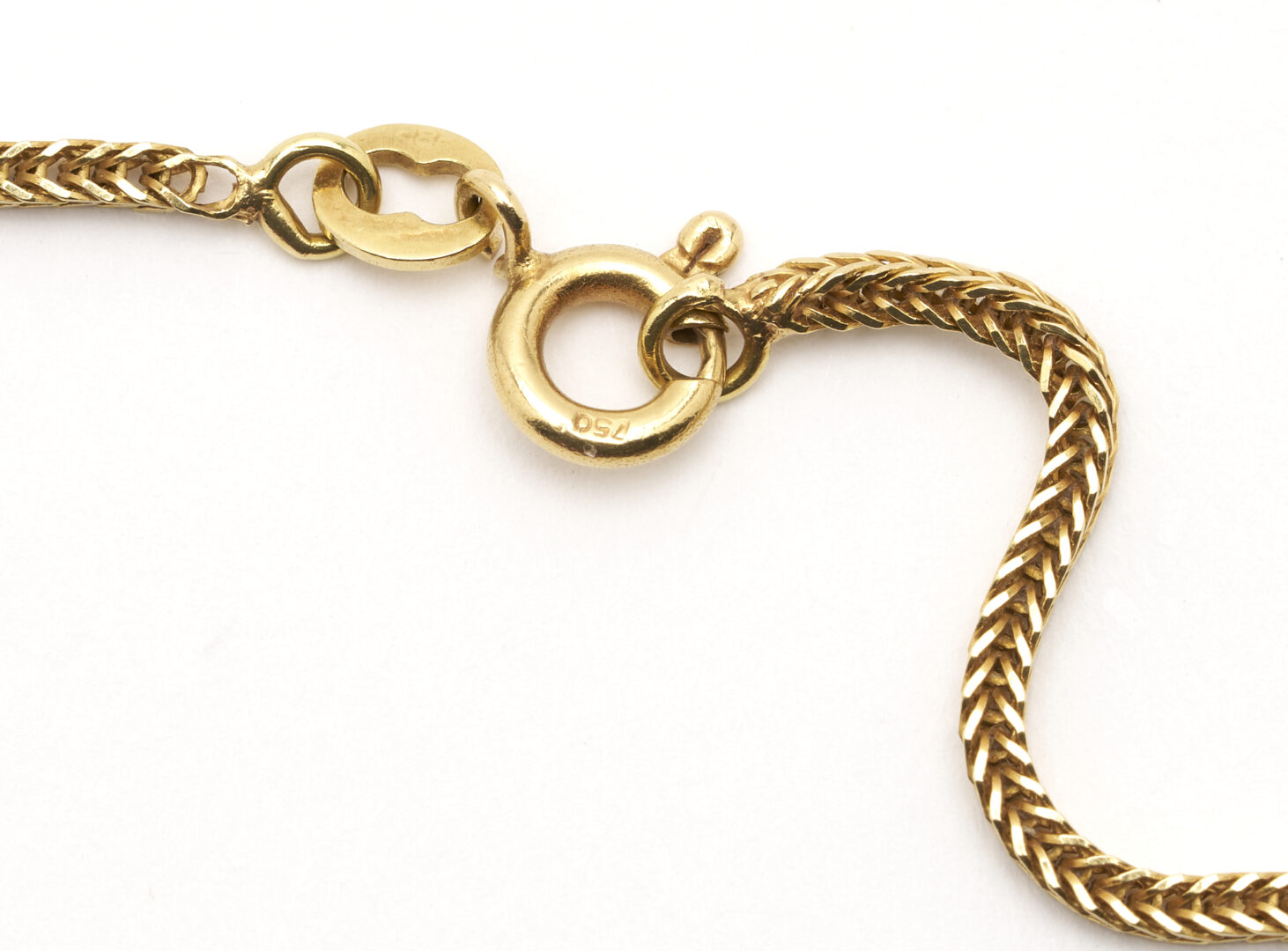 Lot 780: 18K Wheat Link Box Chain Necklace
