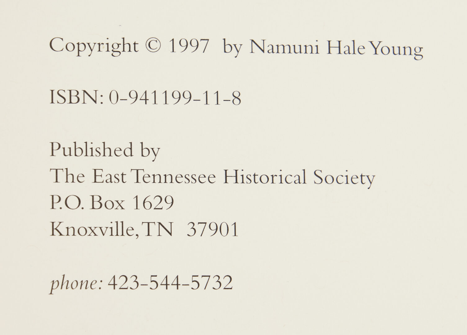 Lot 875: 6 Dec. Arts books incl. Art & Mystery Tennessee Furniture